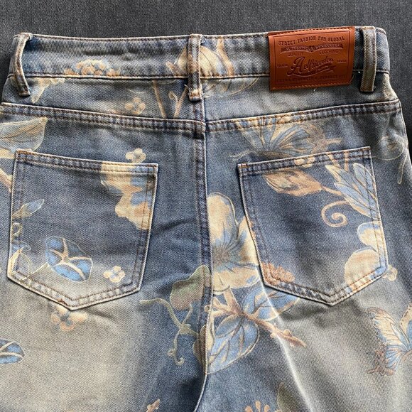 Aelfric Eden Floral Baggy Jeans, Size 27 - Picture 9 of 11
